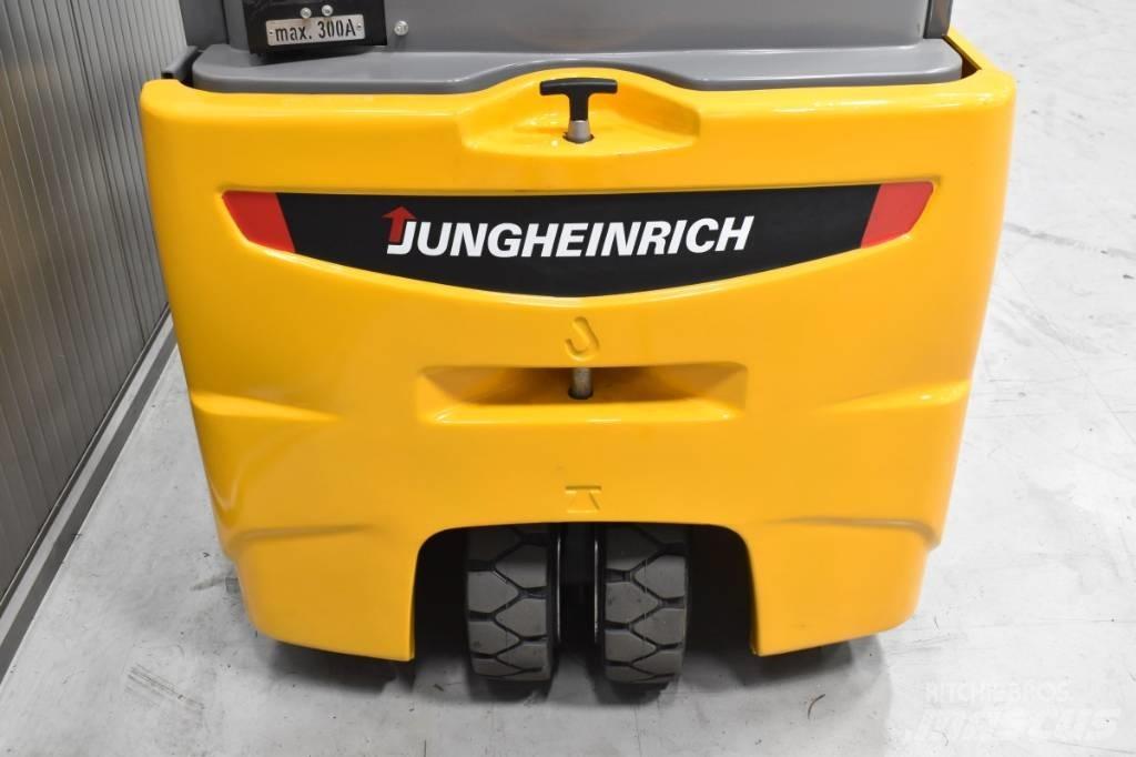 Jungheinrich EFG 220 バッテリーフォークリフト