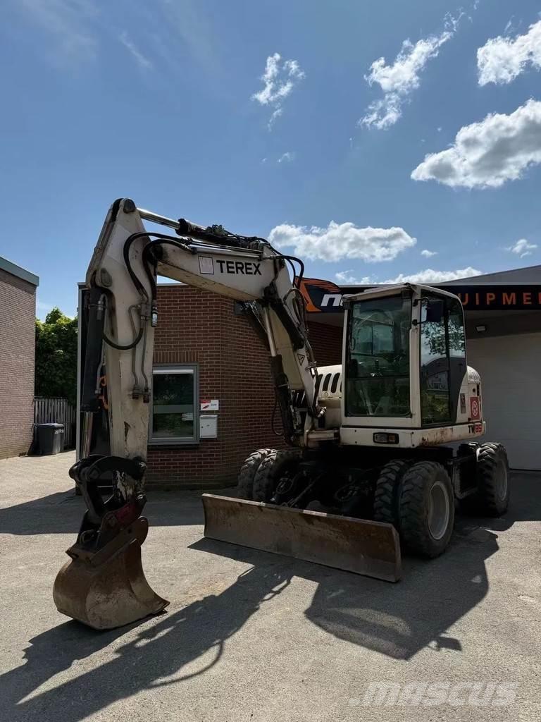 Terex TW 85 ホイール式油圧ショベル（パワーショベル・ユンボ・バックホー）