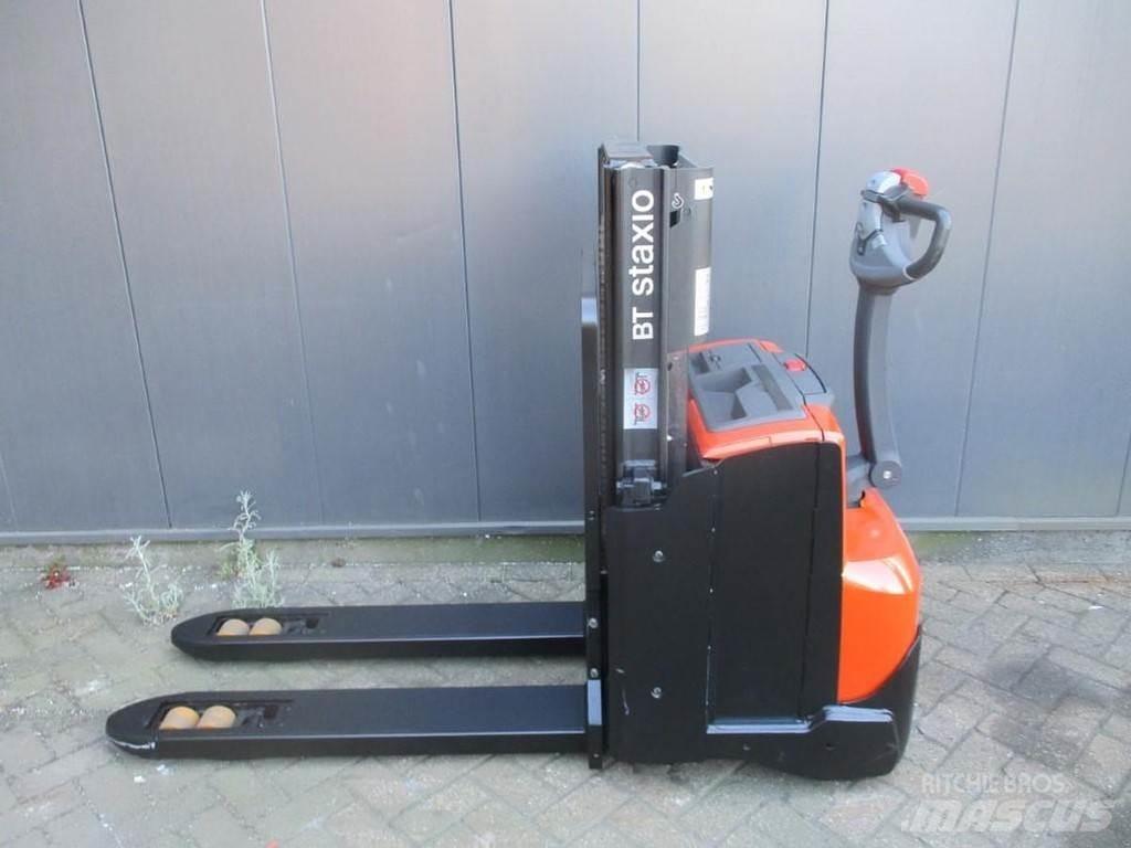 BT SWE 200D ウォーキンフォークリフト