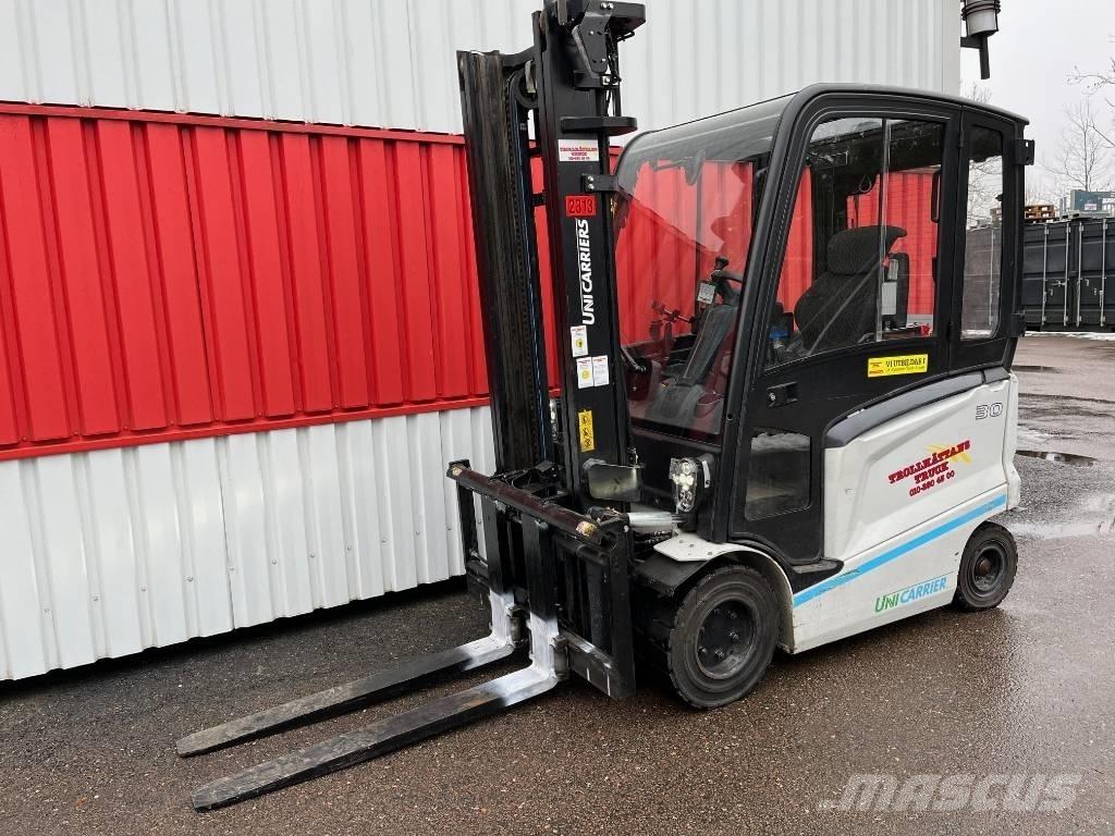 UniCarriers MX30 バッテリーフォークリフト
