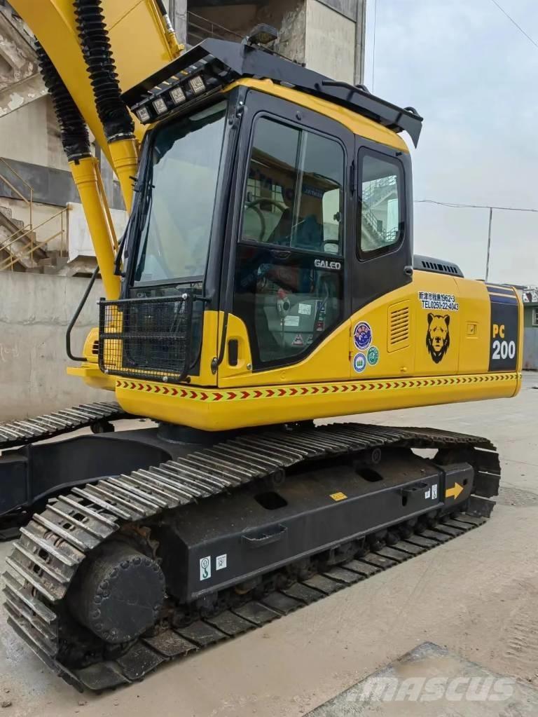 Komatsu PC 200-7L 大型油圧ショベル12t以上（パワーショベル・ユンボ）