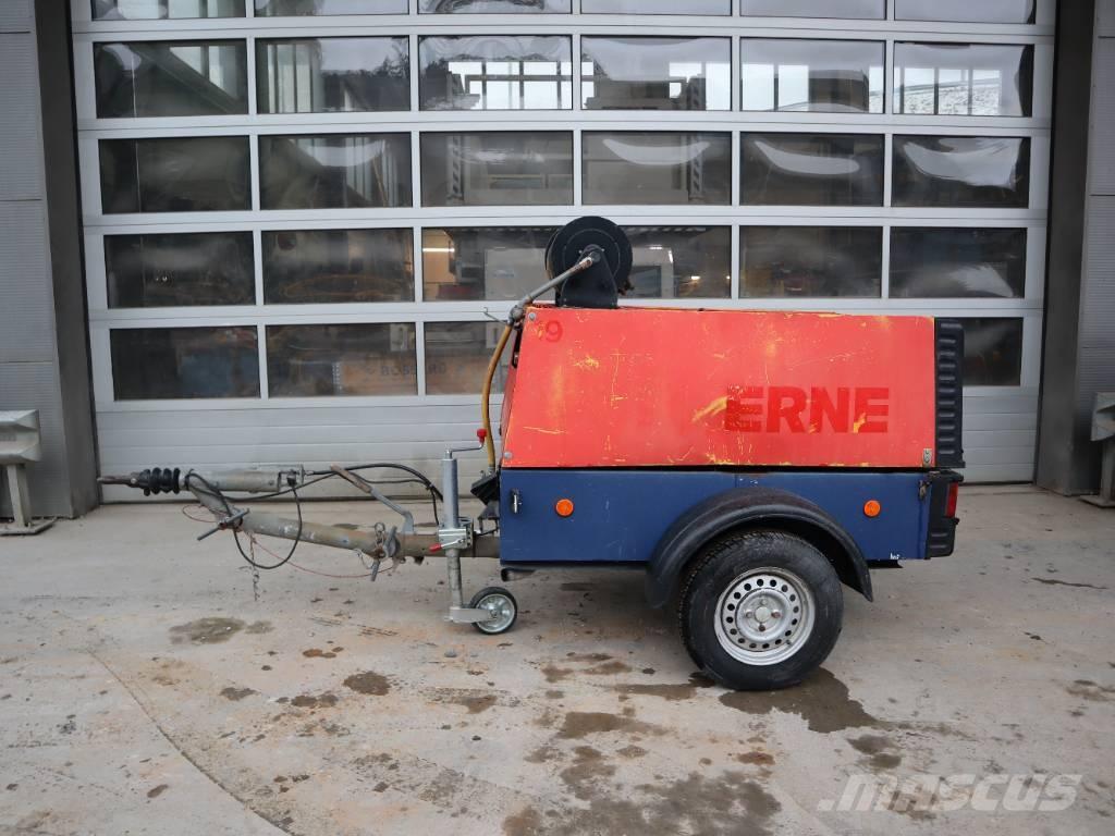 Compair DLT 0404 コンプレッサー