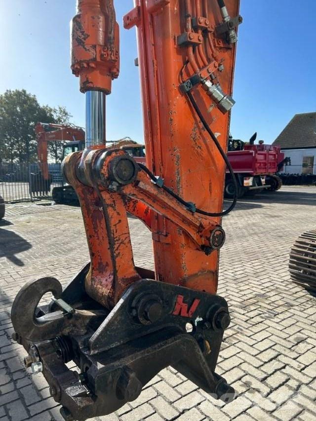 Hitachi ZX 130 大型油圧ショベル12t以上（パワーショベル・ユンボ）