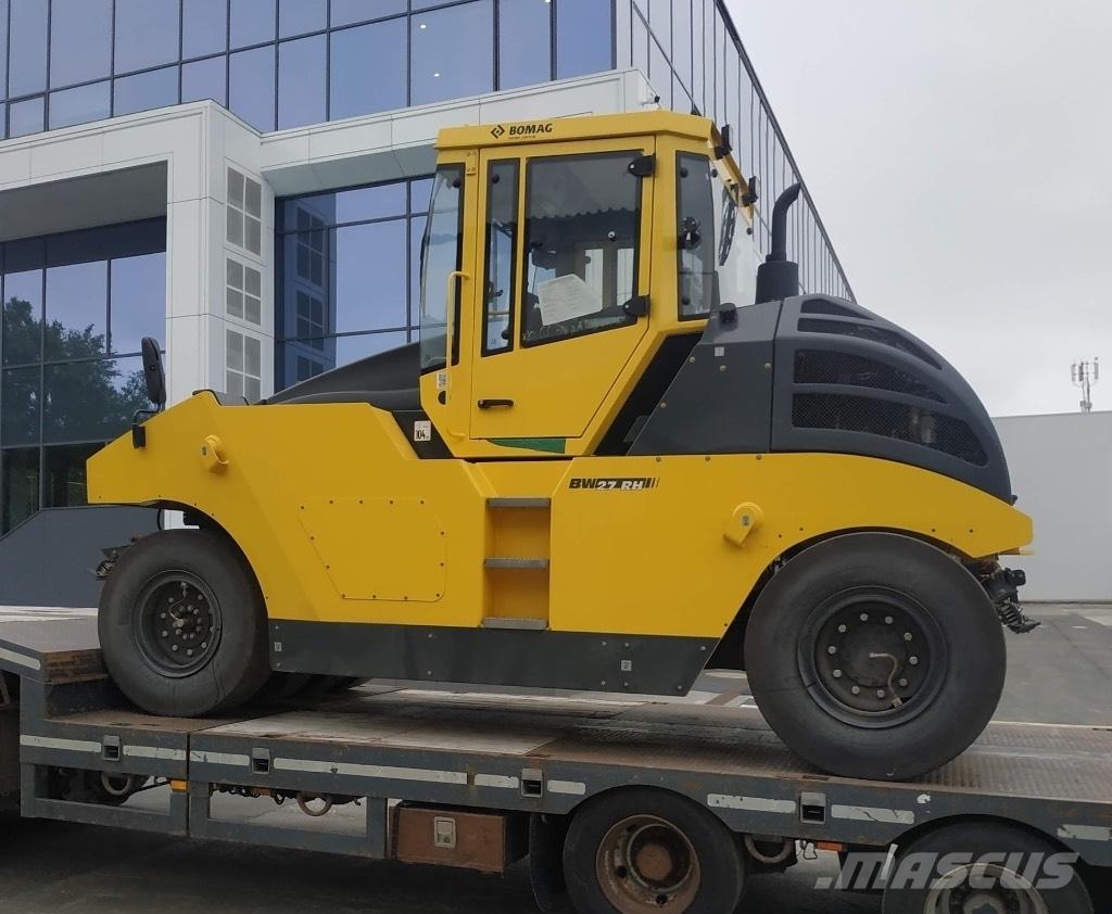 Bomag BW 24 R H タイヤローラ