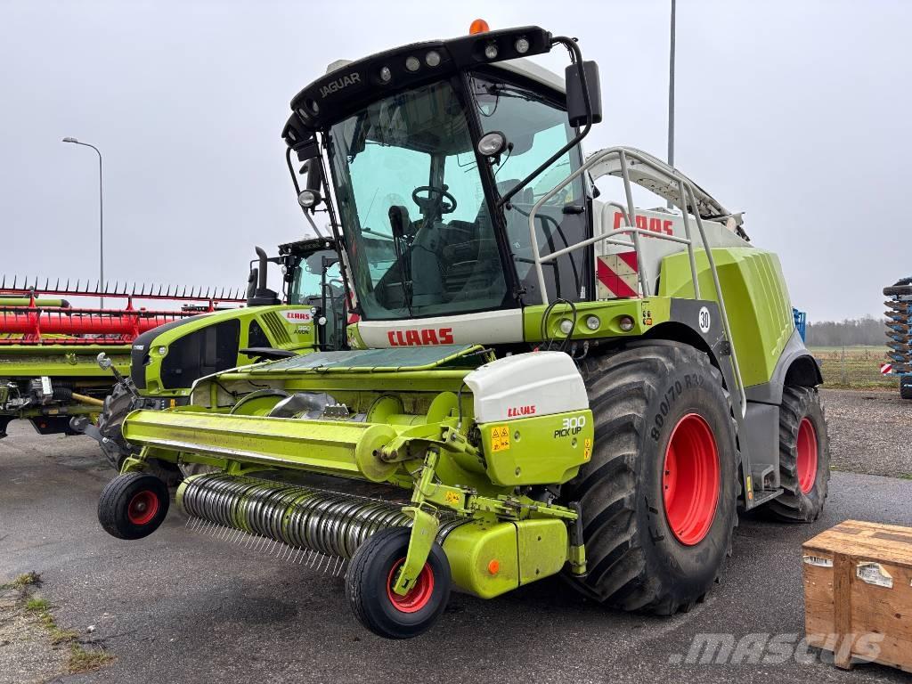 CLAAS Jaguar 930 自走式フォレージハーベスター