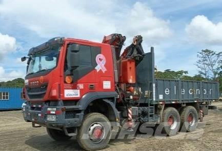 Iveco Trakker 410 クレーントラック、ユニック車