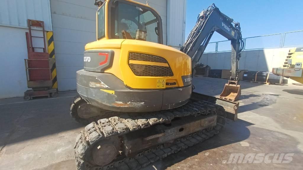 Volvo ECR 88 中型油圧ショベル 7ｔ-12ｔ（ユンボ・パワーショベル・バックホー）