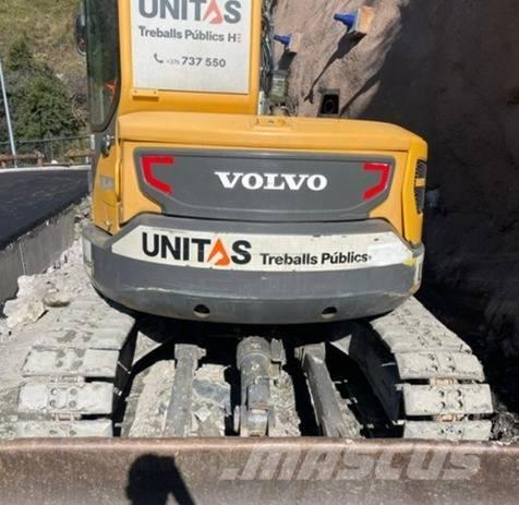 Volvo ECR 88 中型油圧ショベル 7ｔ-12ｔ（ユンボ・パワーショベル・バックホー）