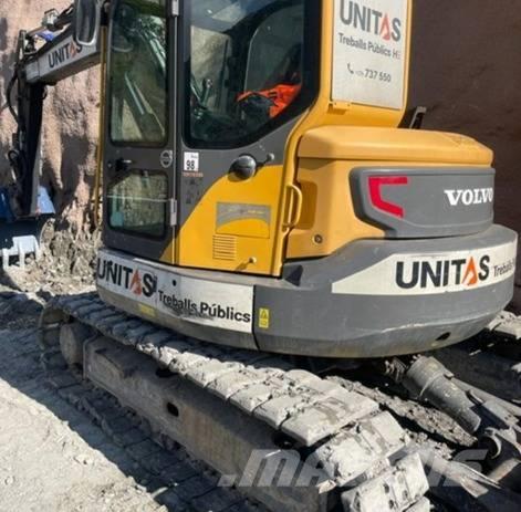 Volvo ECR 88 中型油圧ショベル 7ｔ-12ｔ（ユンボ・パワーショベル・バックホー）