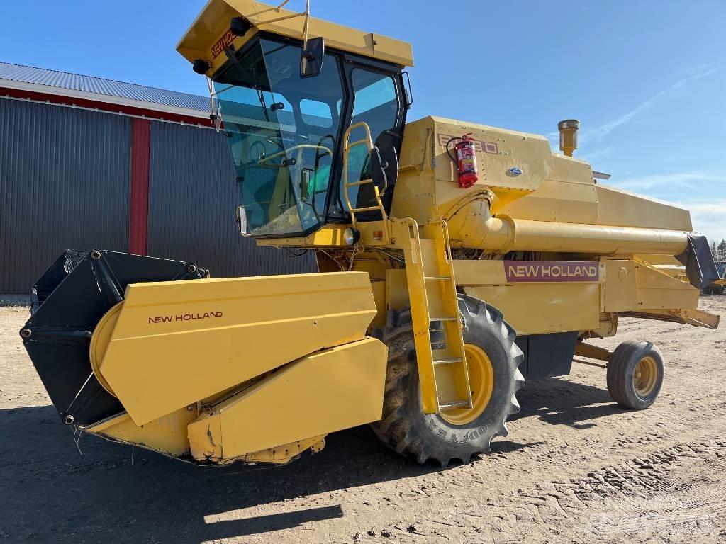 New Holland 8030 12´ コンバイン