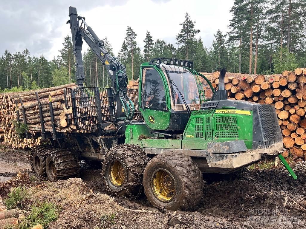 John Deere 1510 G フォワーダー