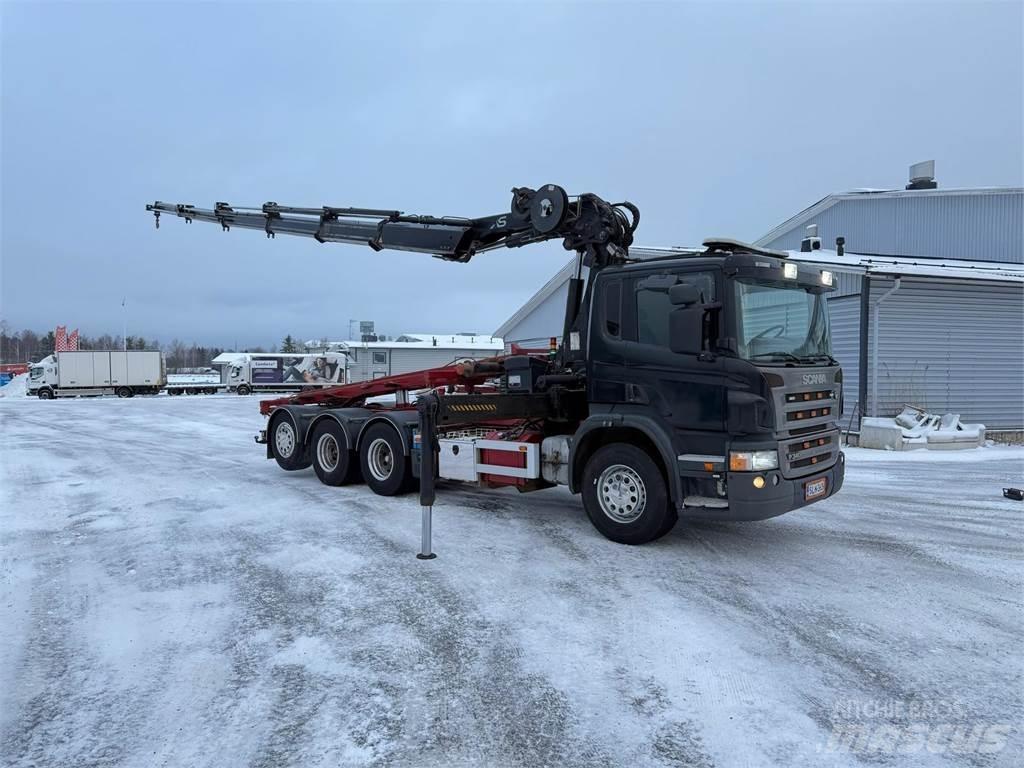 Scania P340 8x4 クレーントラック、ユニック車