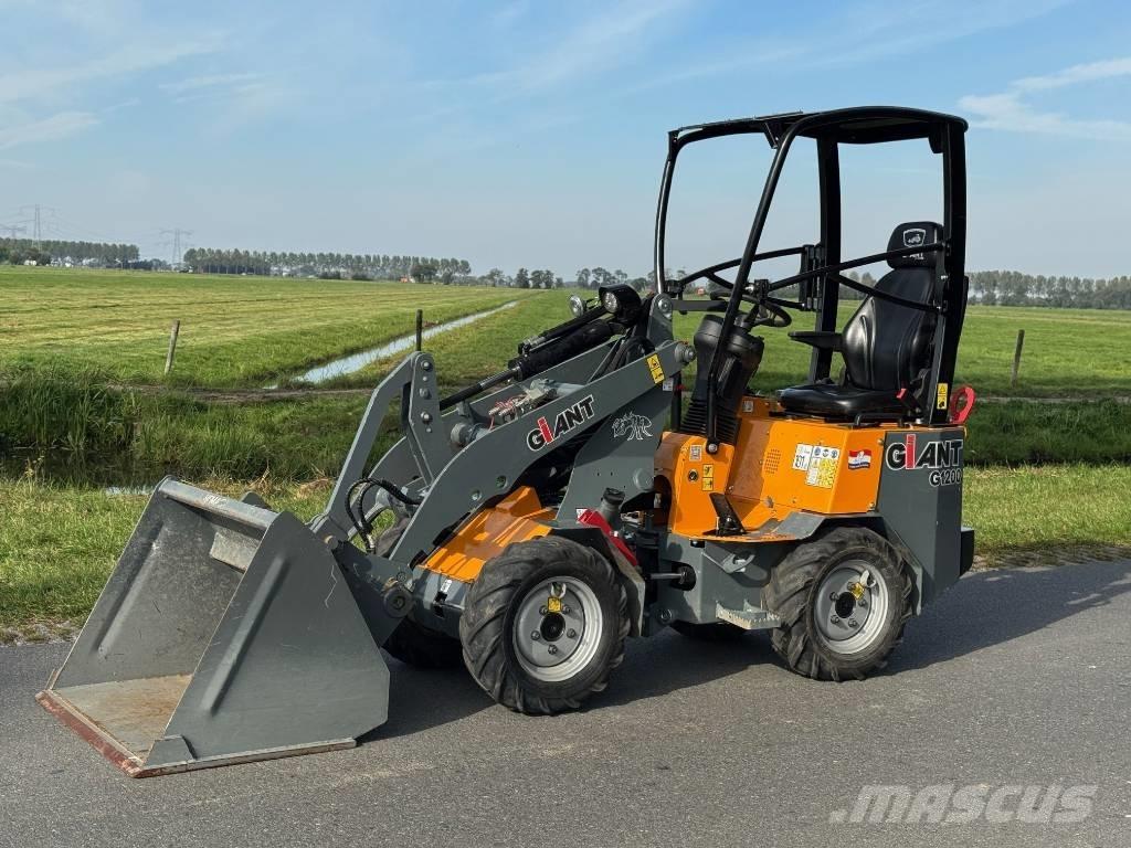 GiANT G 1200 ホイールローダー・タイヤショベル