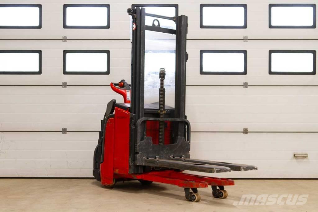 Linde L 14 自走式スタッカー