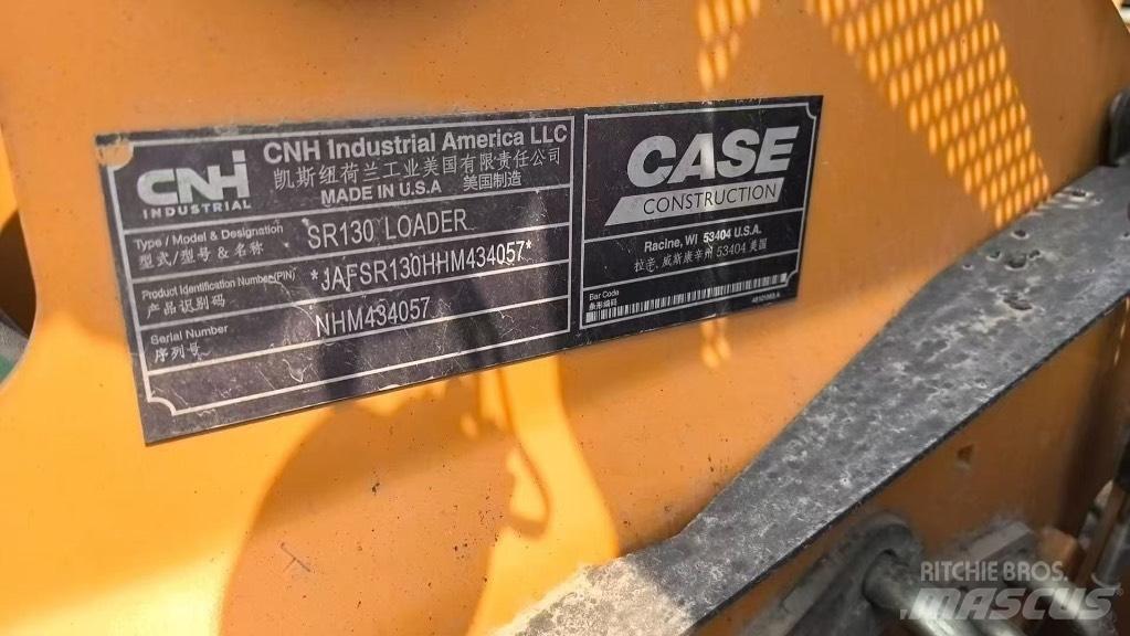 CASE SR 130 スキッドステアローダー