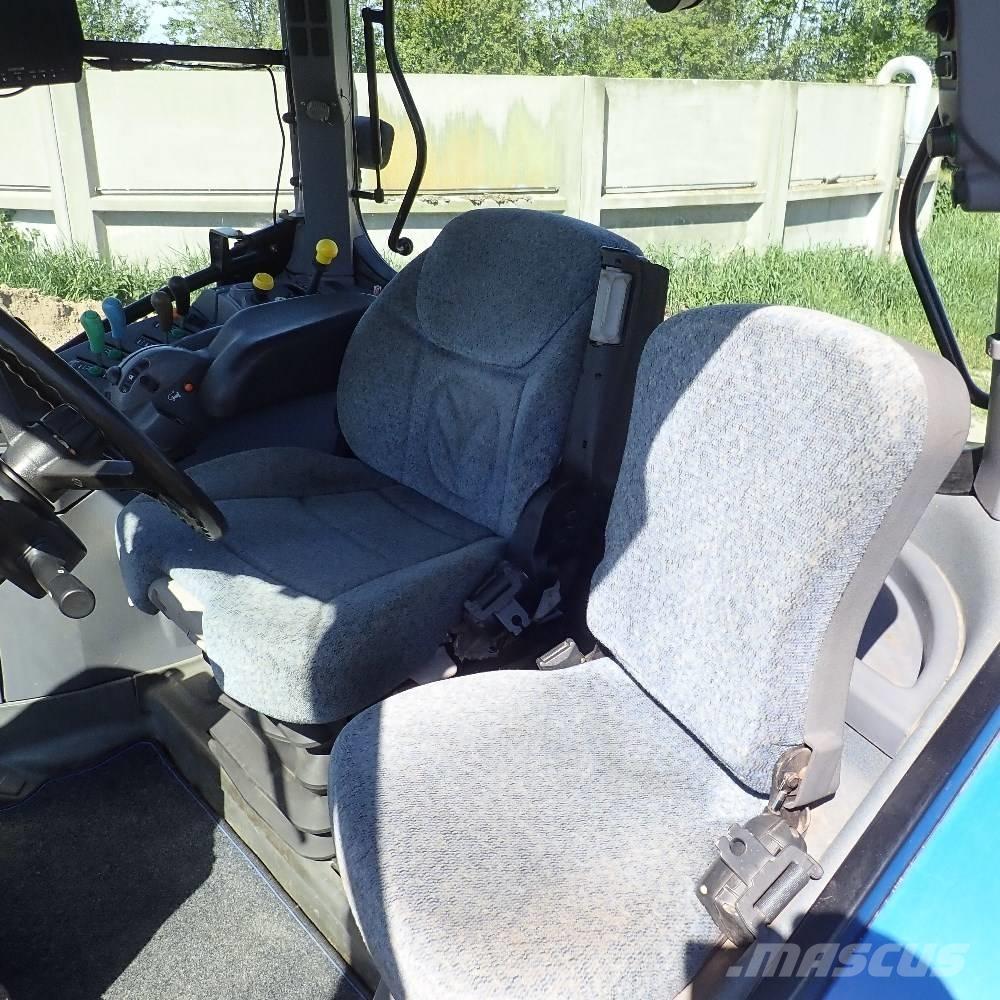 New Holland TA 135 A トラクター