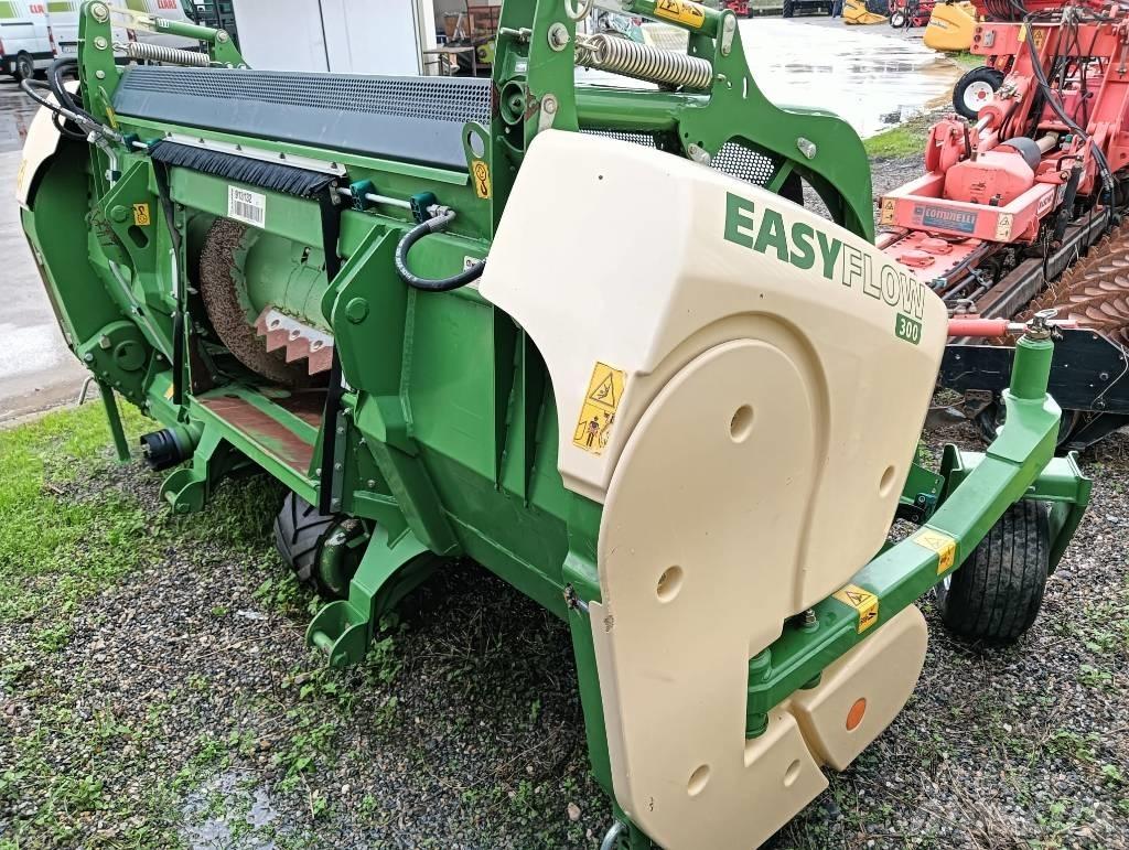 Krone Easy Flow 300 自走式フォレージハーベスター