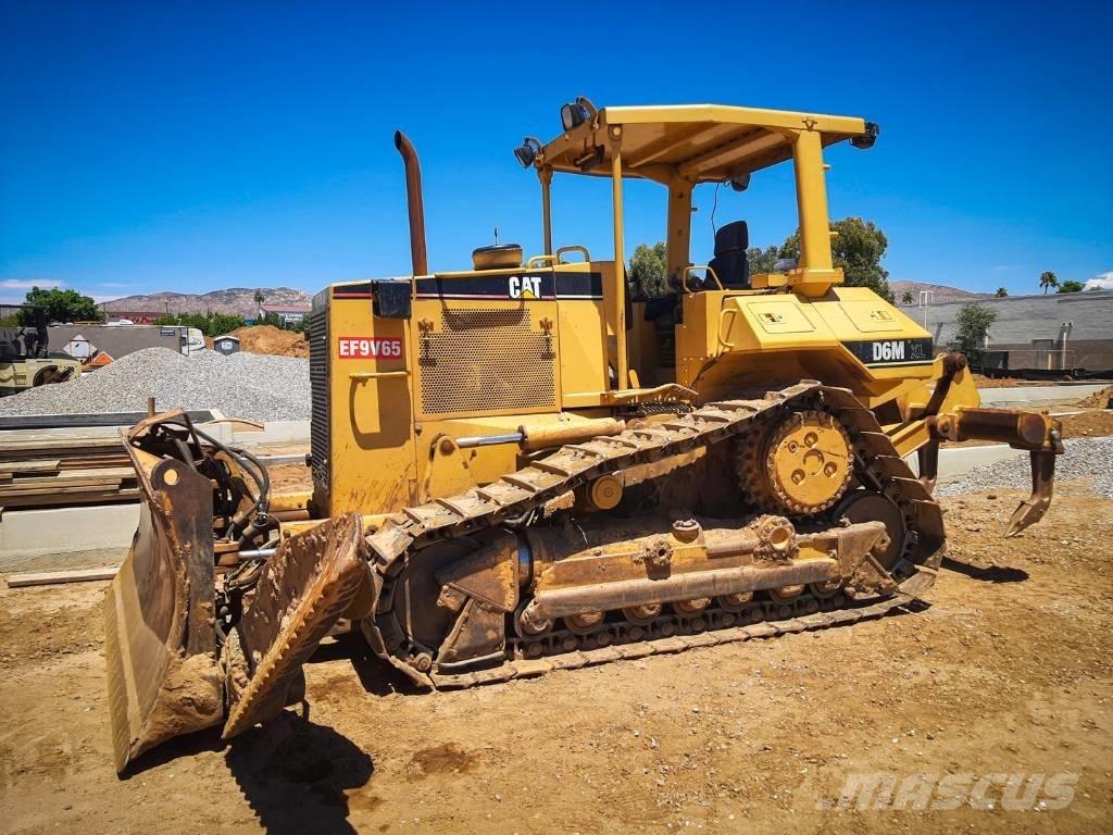 CAT D 6 M XL ブルドーザー