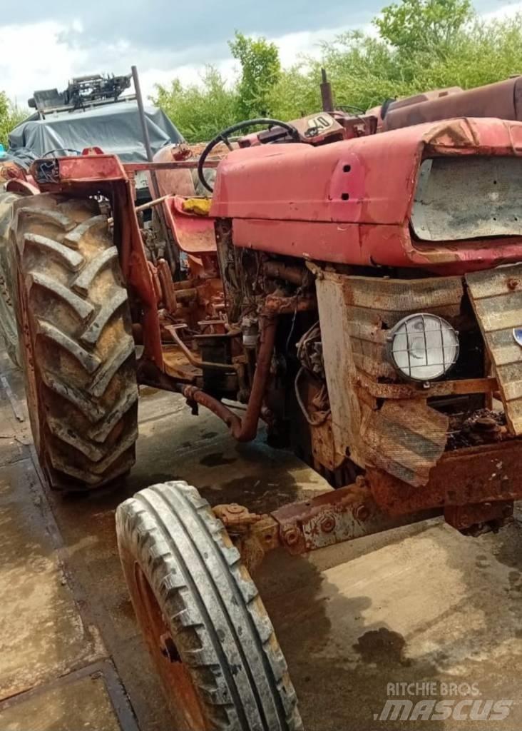 Massey Ferguson 165 トラクター