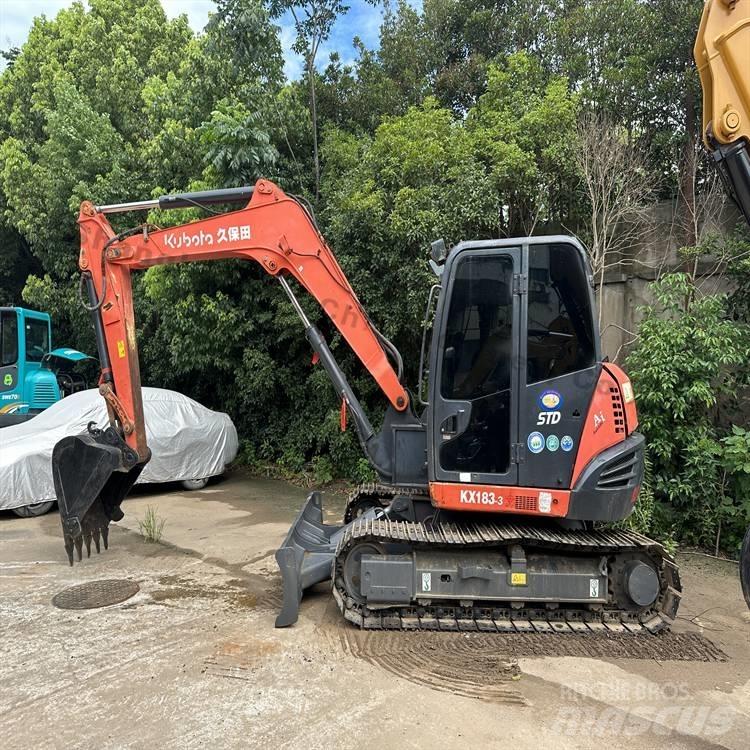 Kubota 183-3 大型油圧ショベル12t以上（パワーショベル・ユンボ）