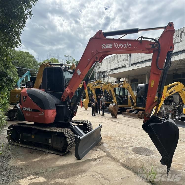 Kubota 183-3 大型油圧ショベル12t以上（パワーショベル・ユンボ）