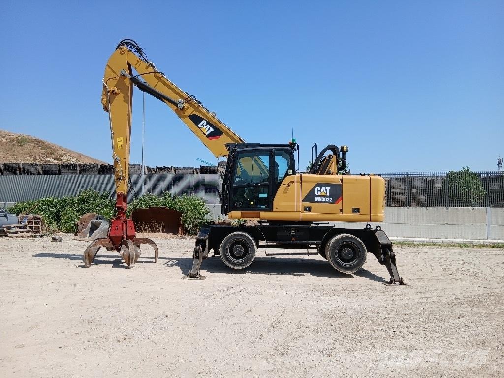 CAT MH 3022 廃棄物／工業産廃処理機