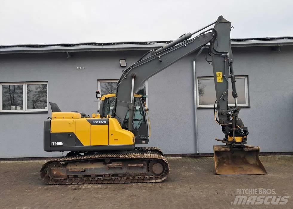 Volvo EC 140 DL 大型油圧ショベル12t以上（パワーショベル・ユンボ）