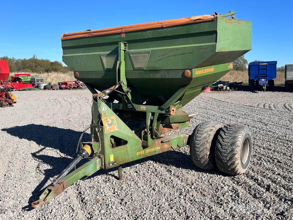 Amazone FR-2000 ミネラル散布機