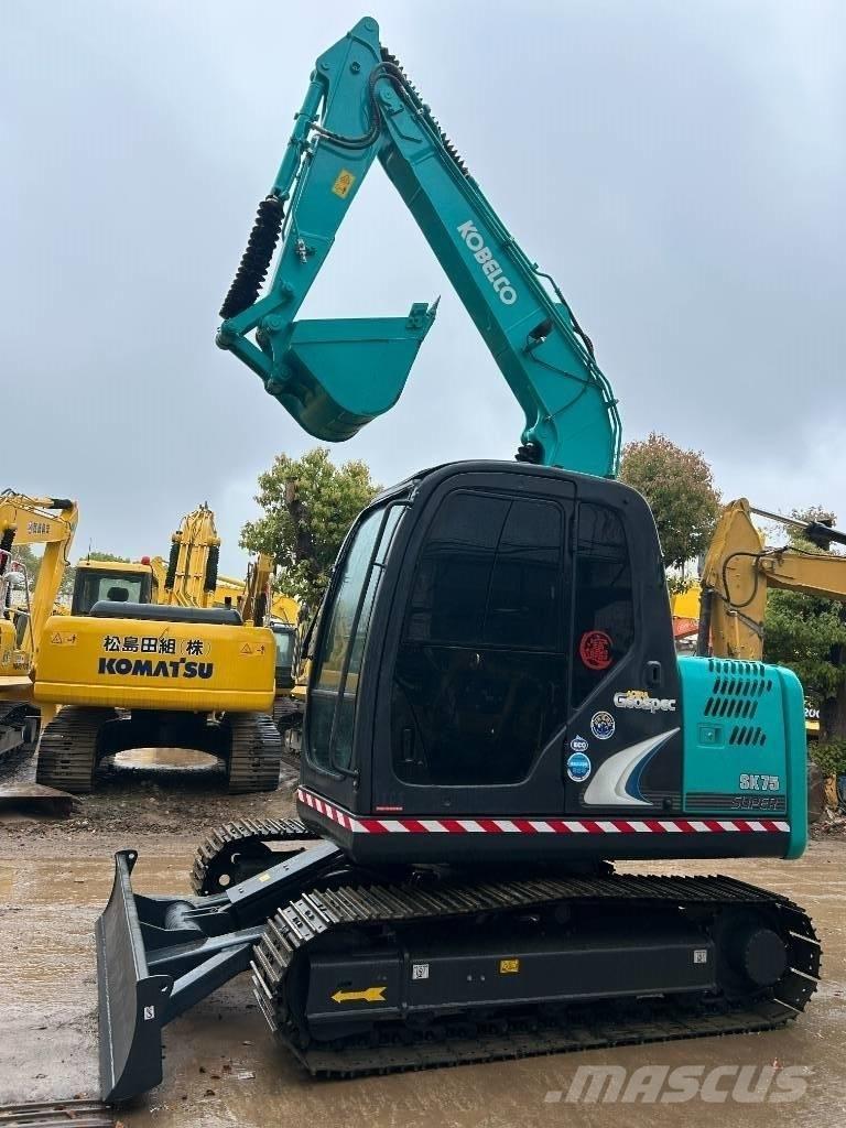 Kobelco SK 75 ミニ油圧ショベル 7t以下（ミニユンボ・ミニディガー）