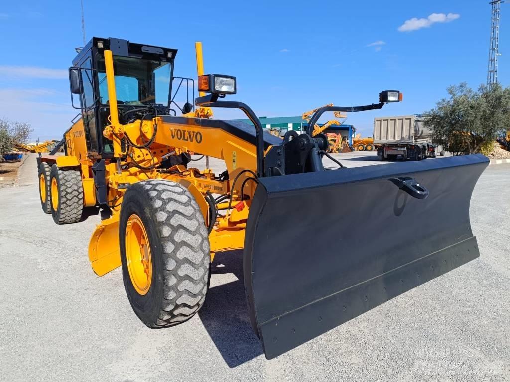 Volvo G 726 B モーターグレーダー