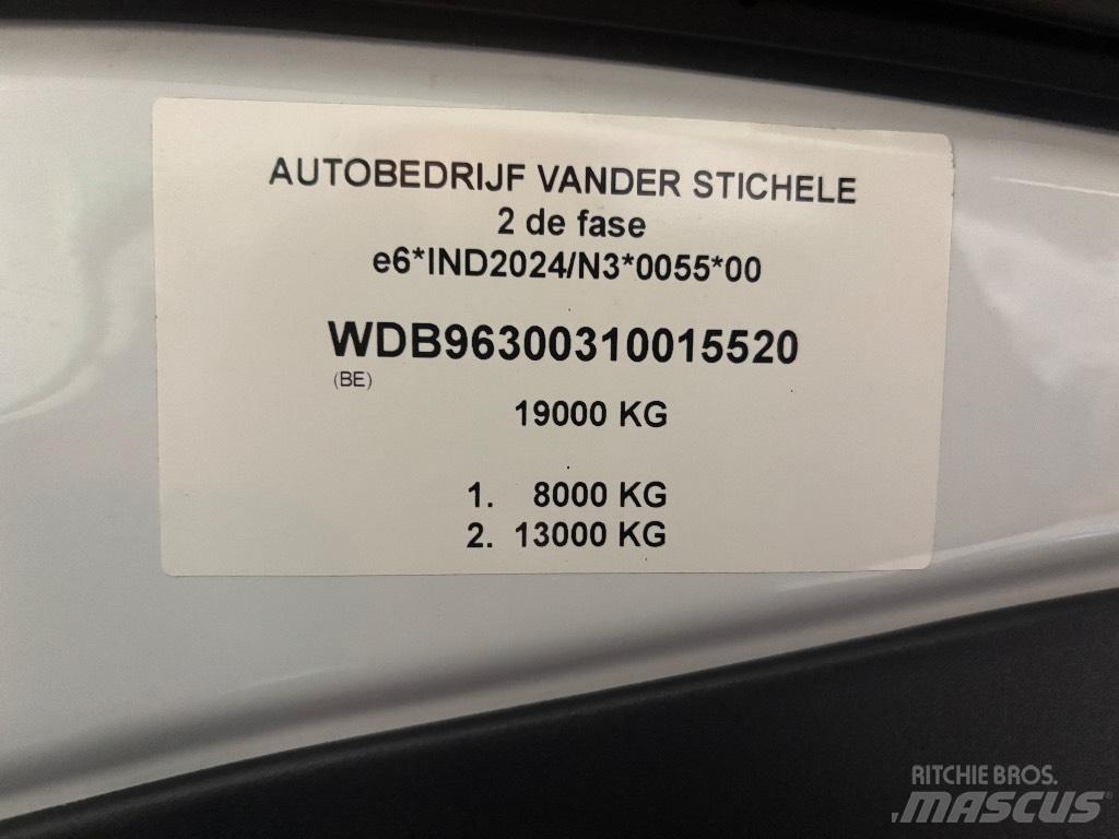 Mercedes-Benz Antos アームロール