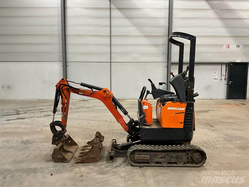 Doosan DX 10 Z ミニ油圧ショベル 7t以下（ミニユンボ・ミニディガー）