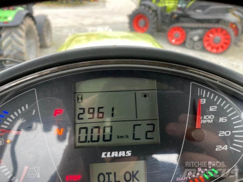 CLAAS AXION 830 トラクター