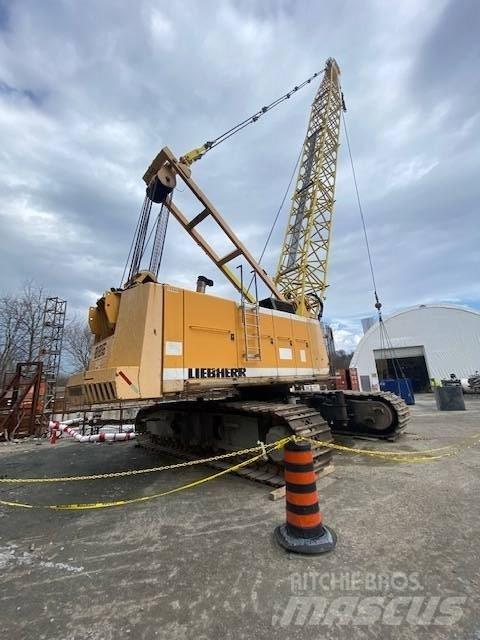 Liebherr HS 885 HD クローラクレーン