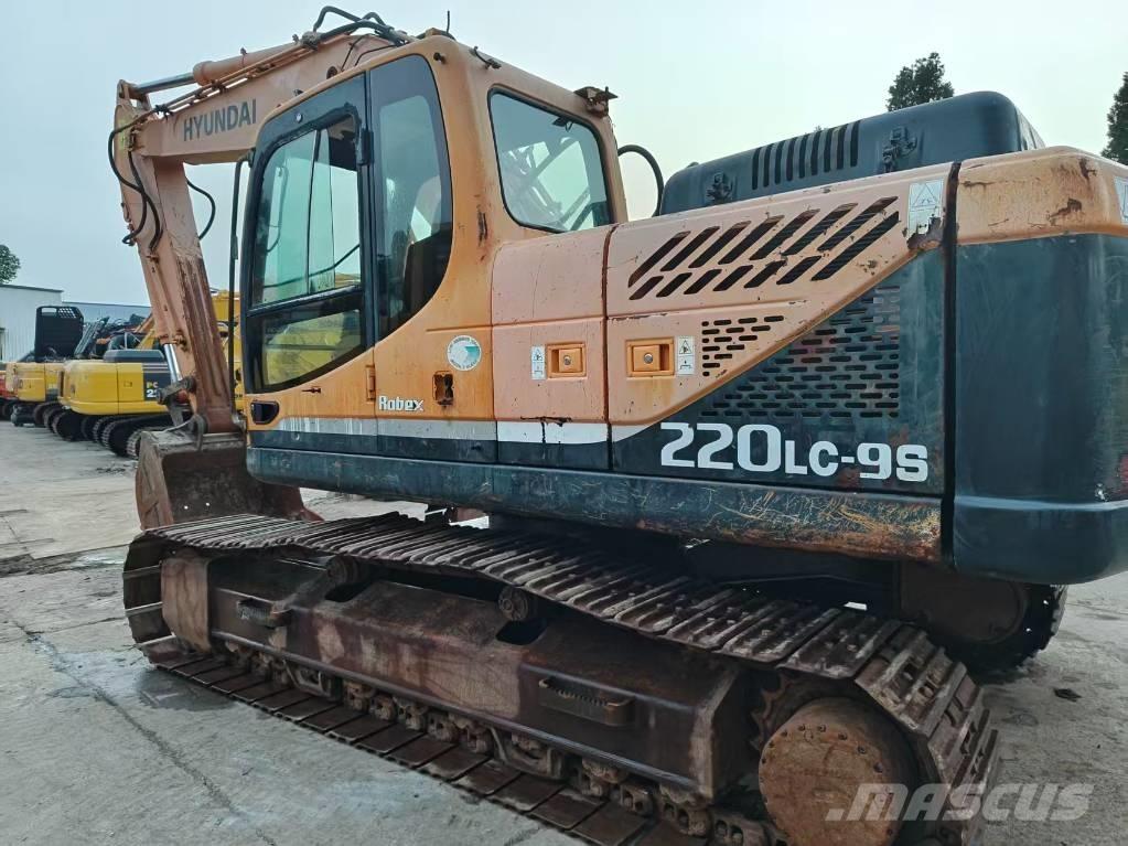 Hyundai R220LC-9S 大型油圧ショベル12t以上（パワーショベル・ユンボ）