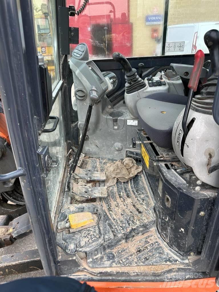 Hitachi ZX 65 US B-5 ミニ油圧ショベル 7t以下（ミニユンボ・ミニディガー）