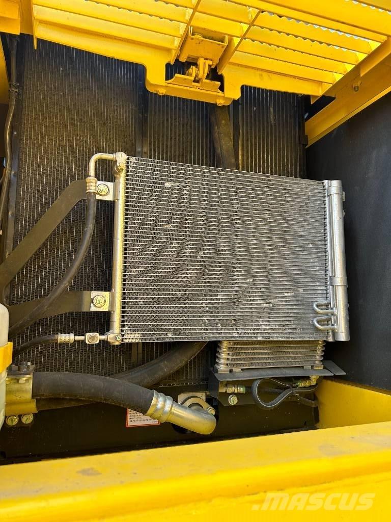 Komatsu PC 240 大型油圧ショベル12t以上（パワーショベル・ユンボ）