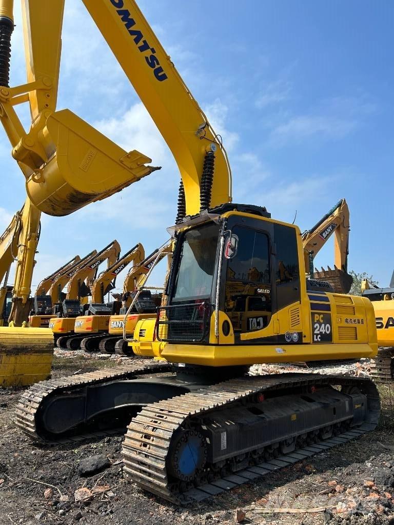 Komatsu PC 240 大型油圧ショベル12t以上（パワーショベル・ユンボ）