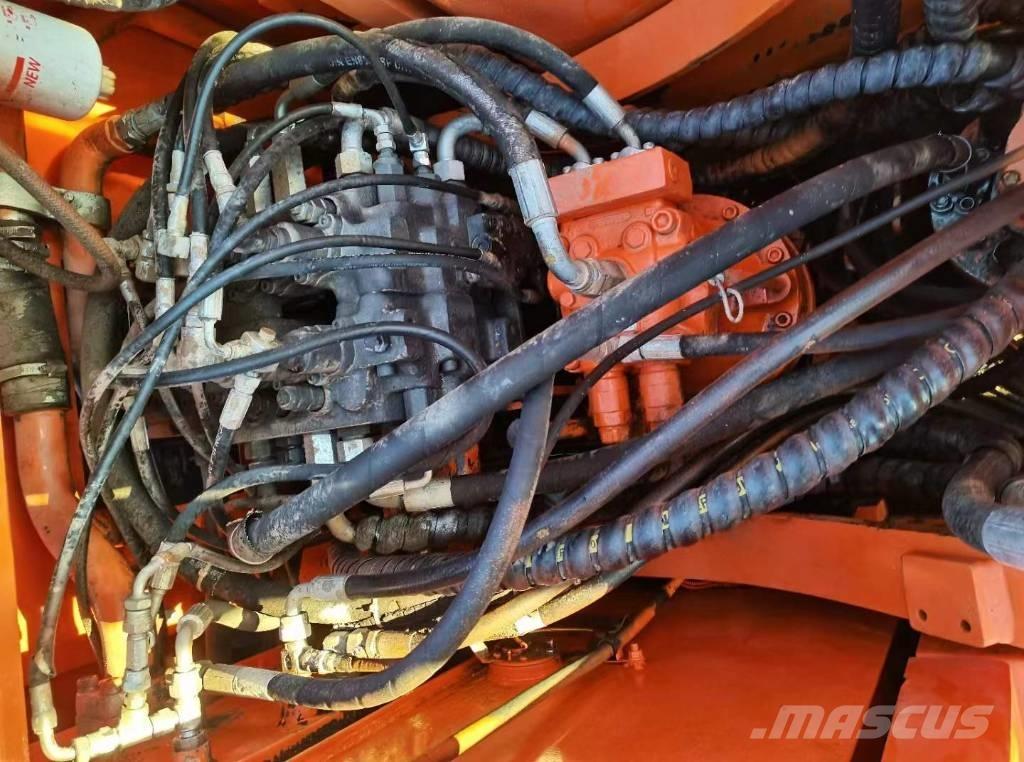 Doosan 150 W-7 ホイール式油圧ショベル（パワーショベル・ユンボ・バックホー）