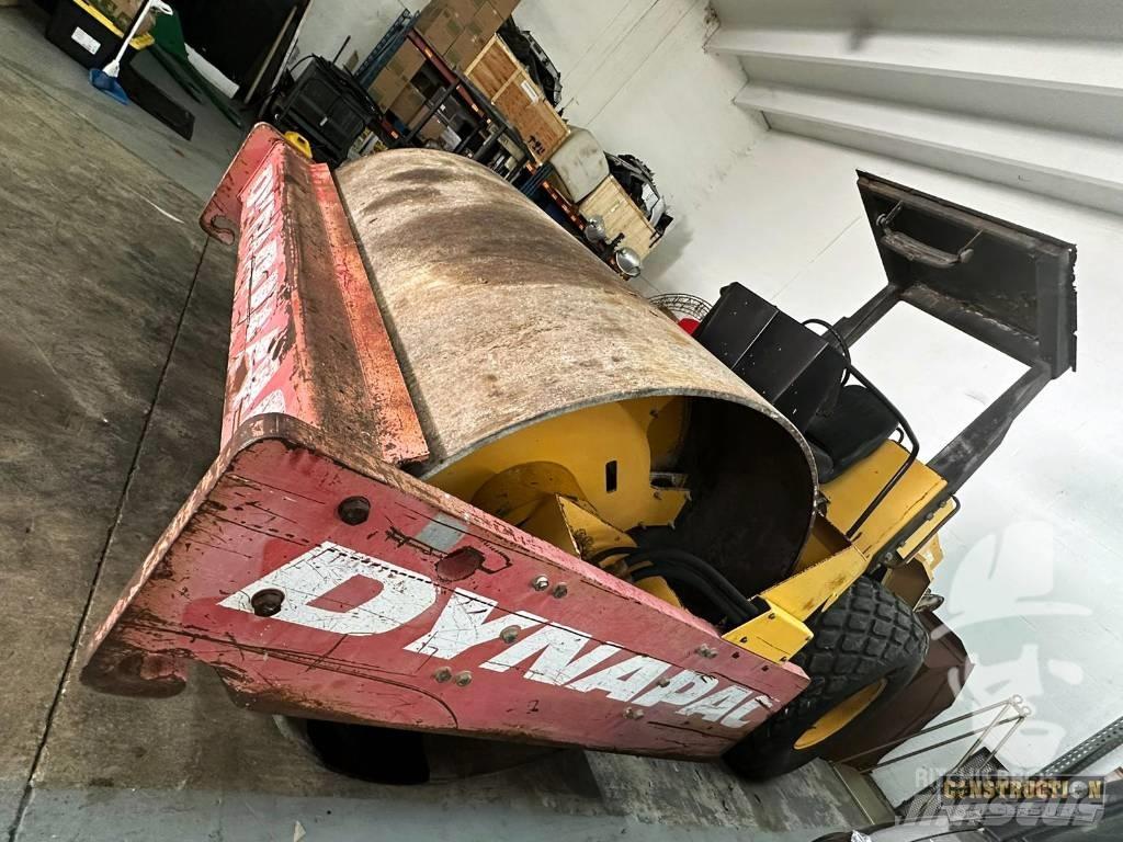 Dynapac CA 251 D 振動ローラ
