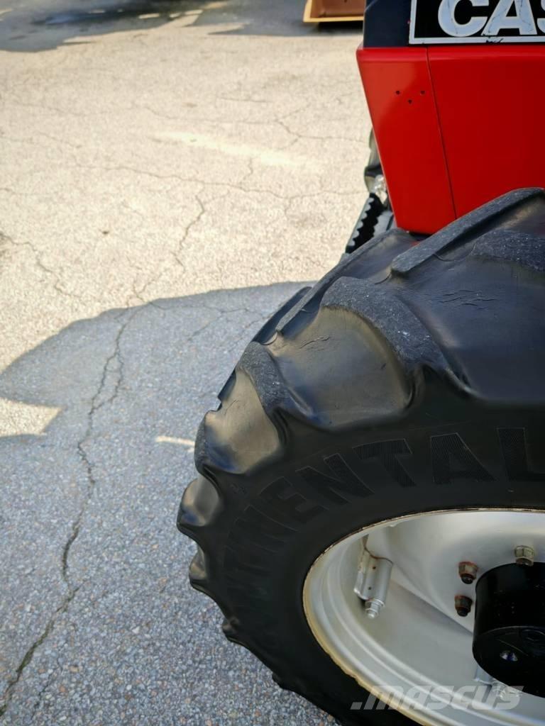 Case IH 1056 XL トラクター