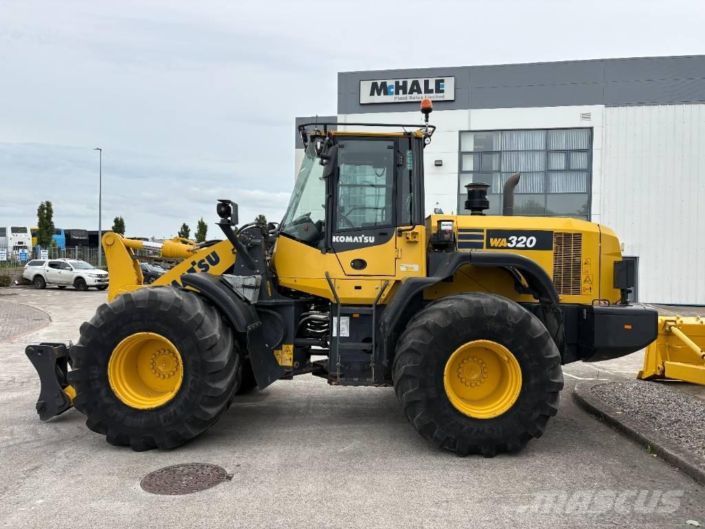 Komatsu WA320-7 ホイールローダー・タイヤショベル