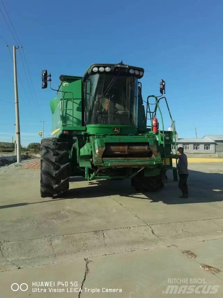 John Deere 9770 STS コンバイン