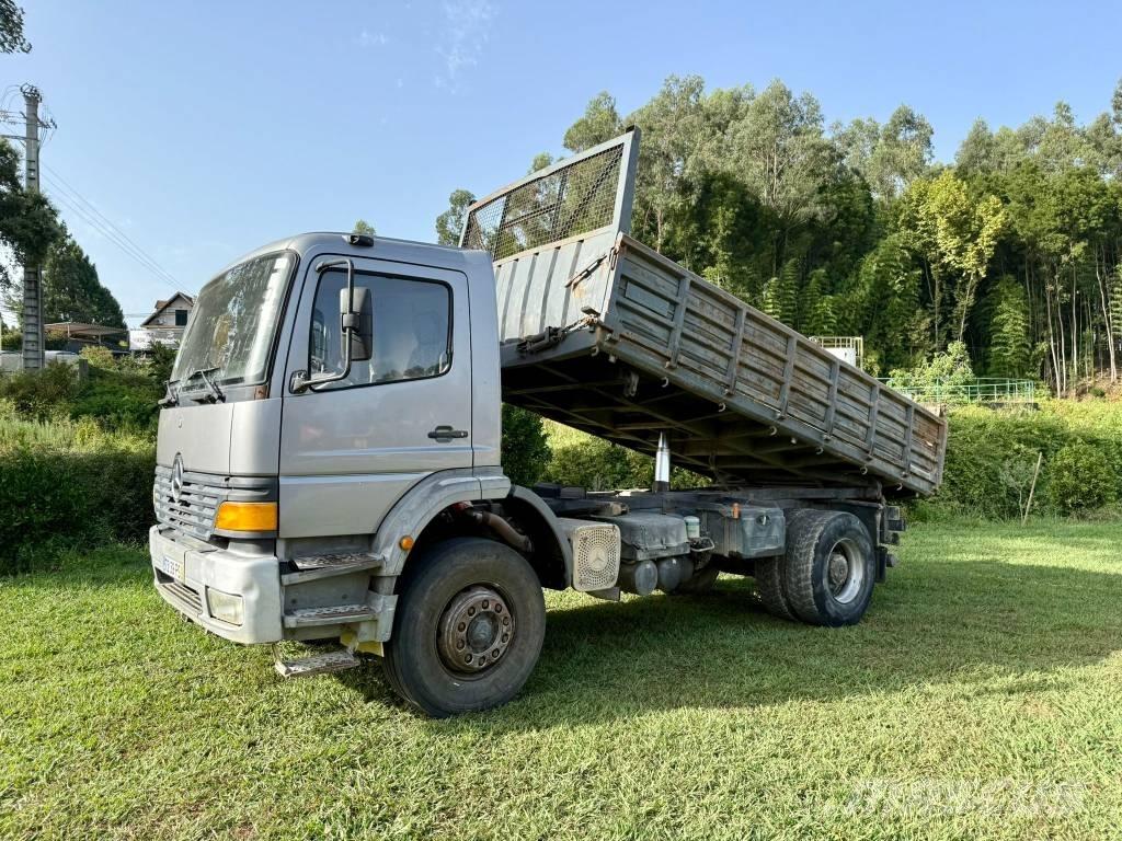 Mercedes-Benz 1828 ダンプ