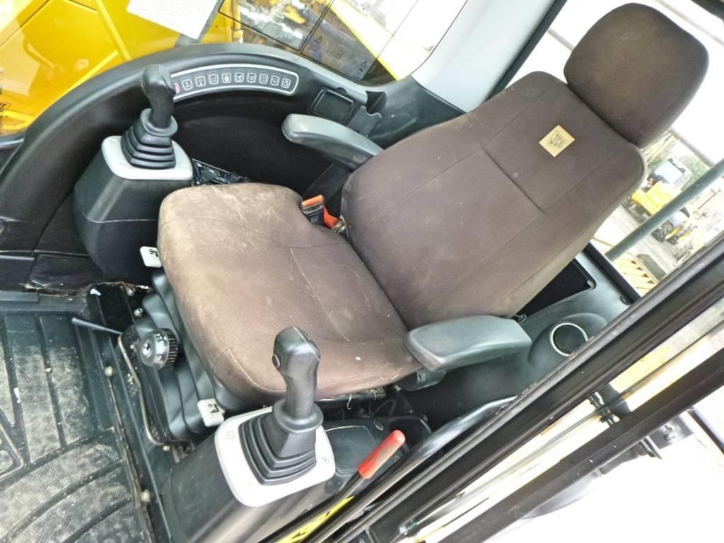 JCB JS 130 LC 大型油圧ショベル12t以上（パワーショベル・ユンボ）
