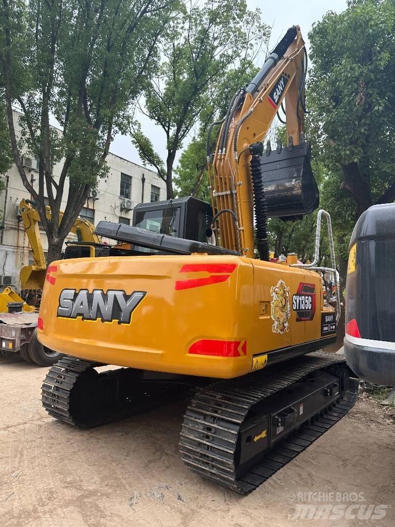 Sany SY 135 C 中型油圧ショベル 7ｔ-12ｔ（ユンボ・パワーショベル・バックホー）