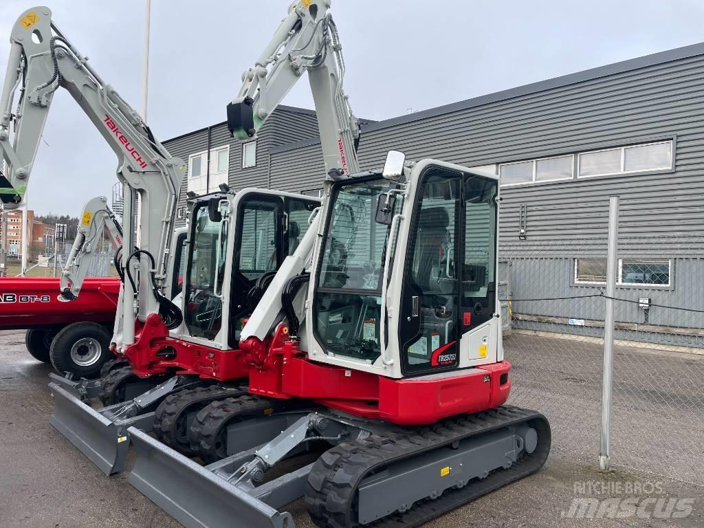 Takeuchi TB 257 FR ミニ油圧ショベル 7t以下（ミニユンボ・ミニディガー）