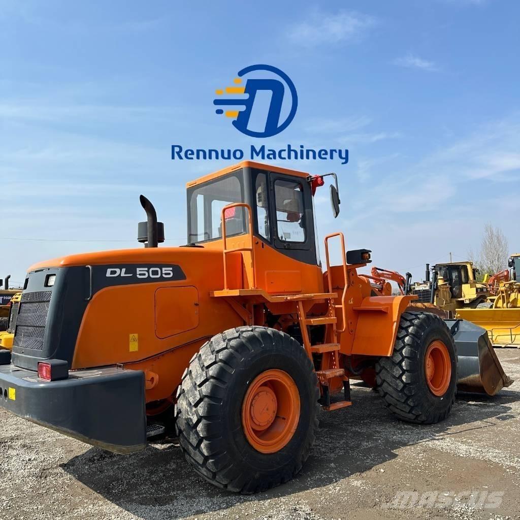 Doosan DL505 ホイールローダー・タイヤショベル