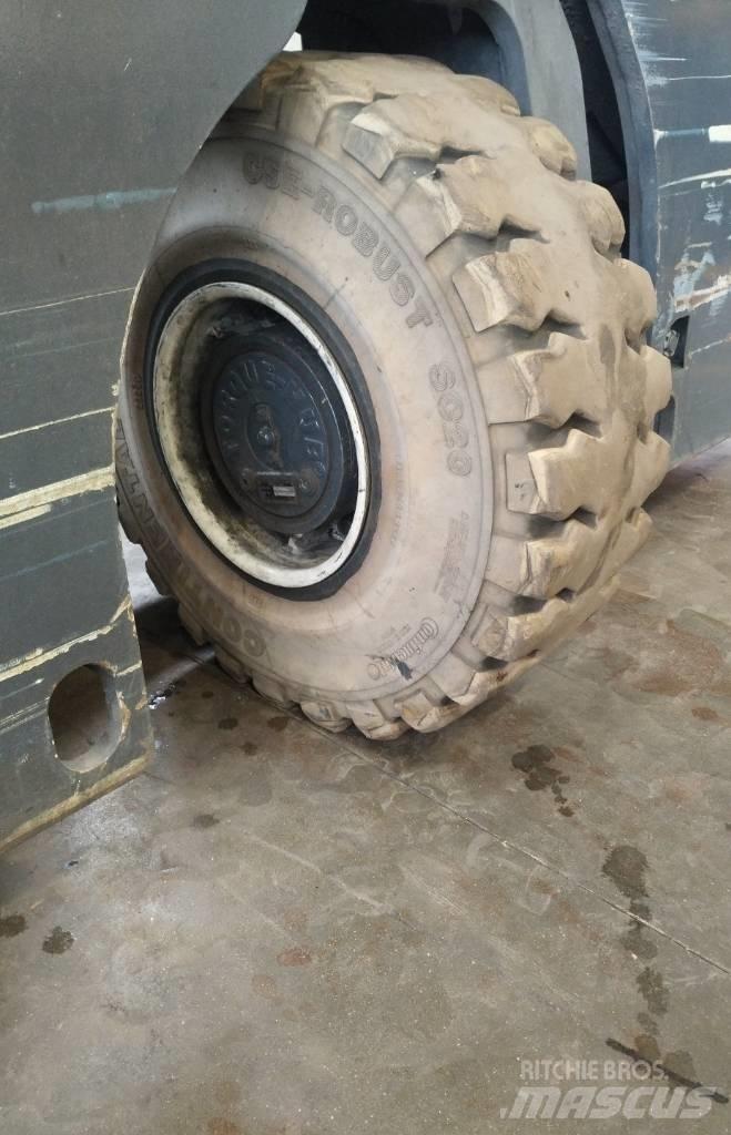 Amlift C4000E サイドローダー