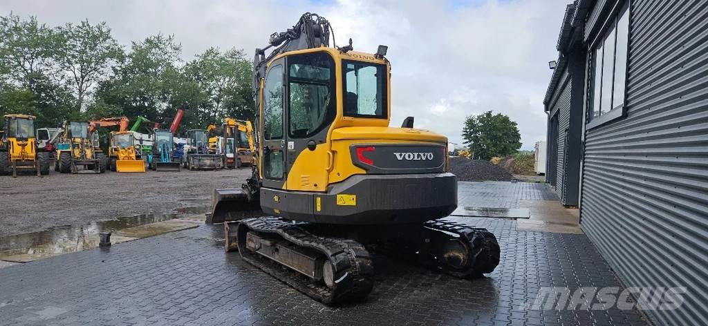 Volvo ECR88 D 中型油圧ショベル 7ｔ-12ｔ（ユンボ・パワーショベル・バックホー）